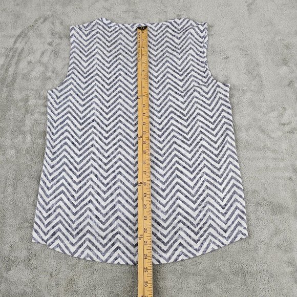 Athleta shirt womens small scoop neck sleeveless blouse chevron allover print - Picture 11 of 12